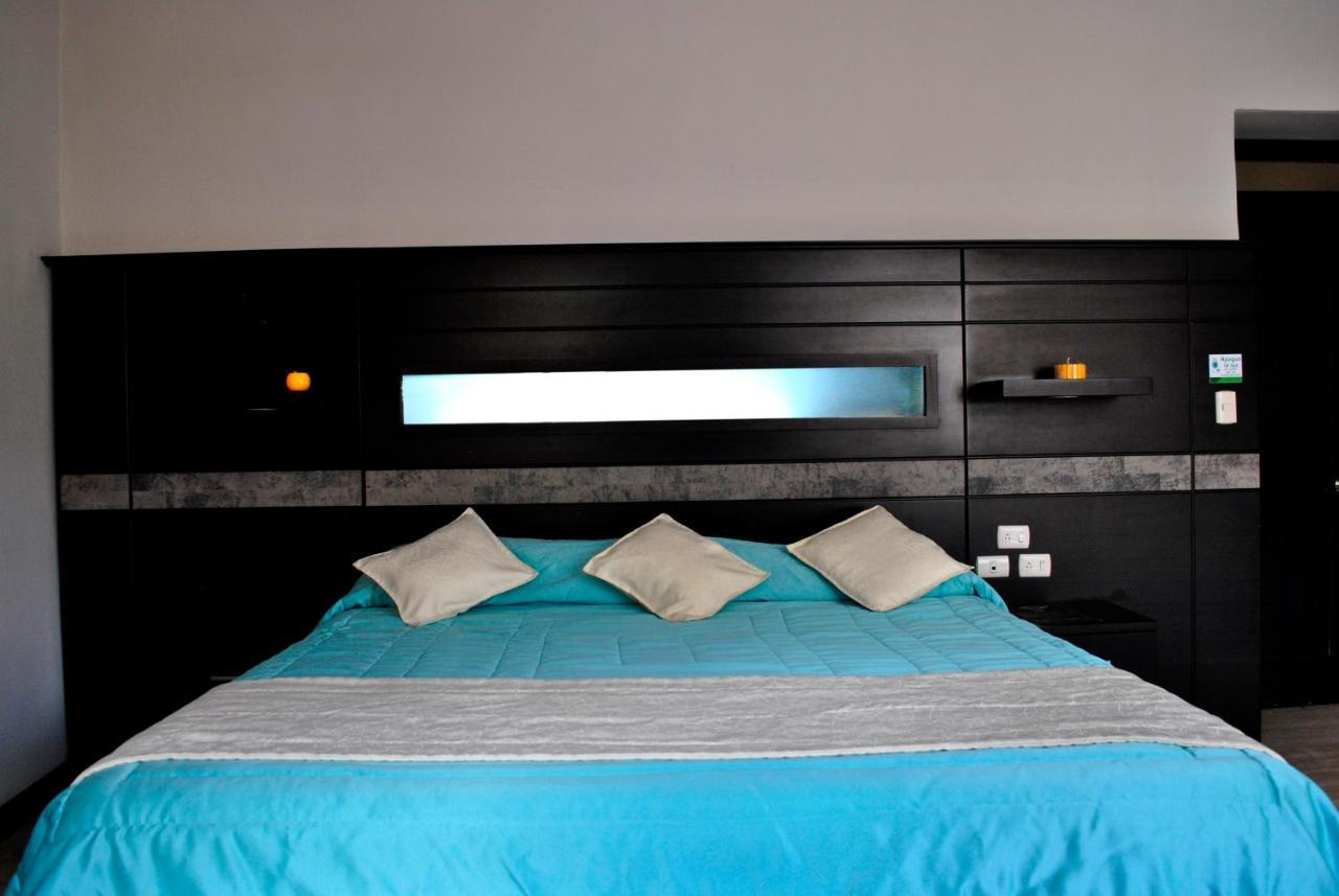 Hotel Majestic 2 By Hhg Κουένκα Εξωτερικό φωτογραφία