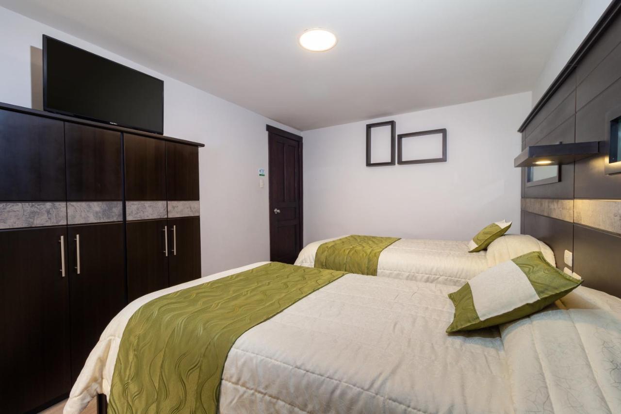 Hotel Majestic 2 By Hhg Κουένκα Εξωτερικό φωτογραφία