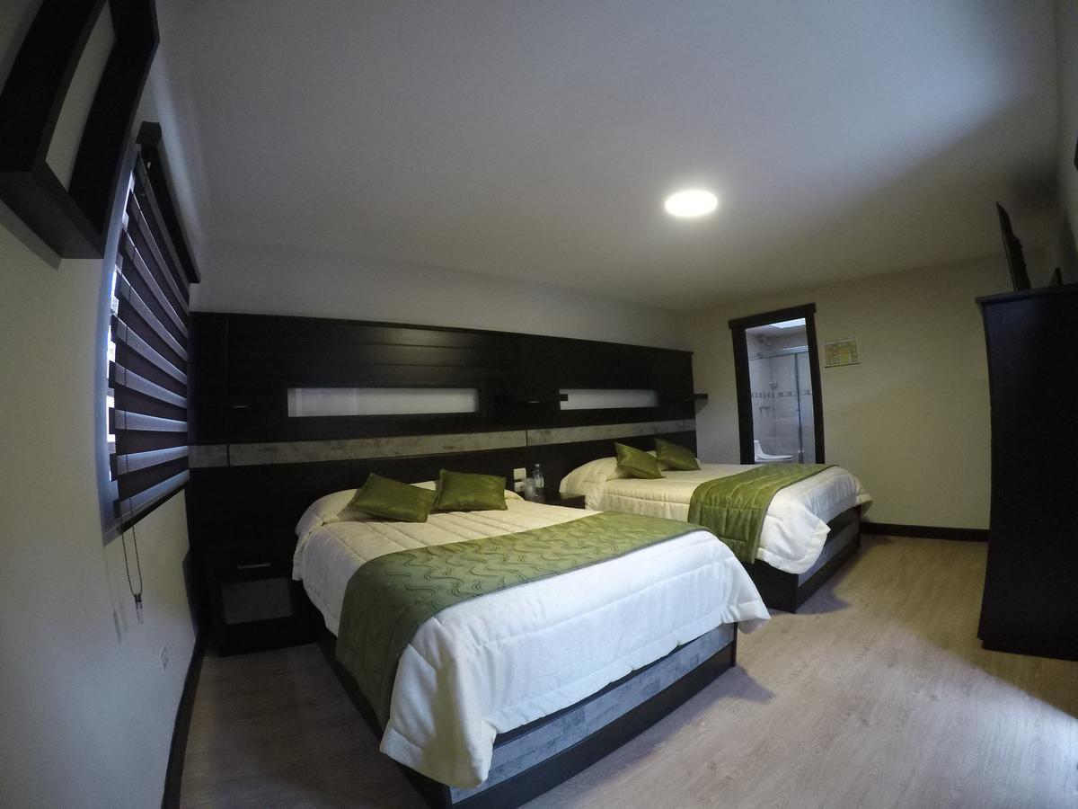 Hotel Majestic 2 By Hhg Κουένκα Εξωτερικό φωτογραφία